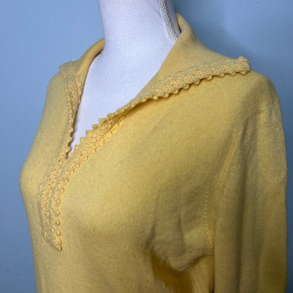 Vintage 60s Dalton Womens Size Medium Yellow Cashmere Sweater Sailor Collar - Picture 4 of 8